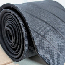Load image into Gallery viewer, Blush - The RSVP Tie
