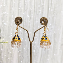 Load image into Gallery viewer, Ame Earrings
