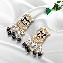Load image into Gallery viewer, Amour Earrings
