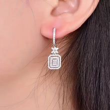 Load image into Gallery viewer, Shining Love Earrings
