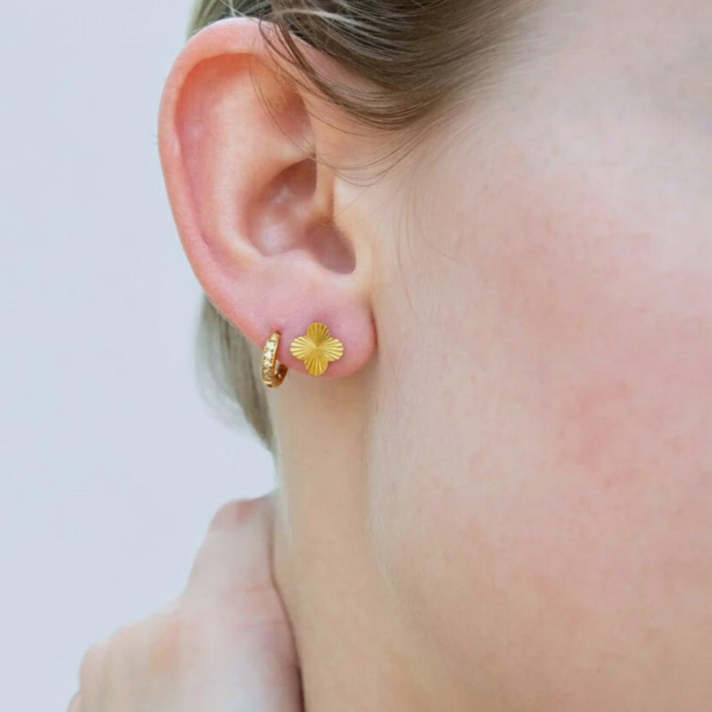 clover stud earrings