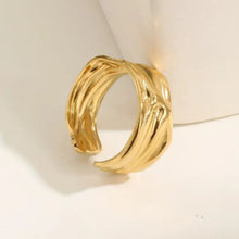 Load image into Gallery viewer, Glam Ring
