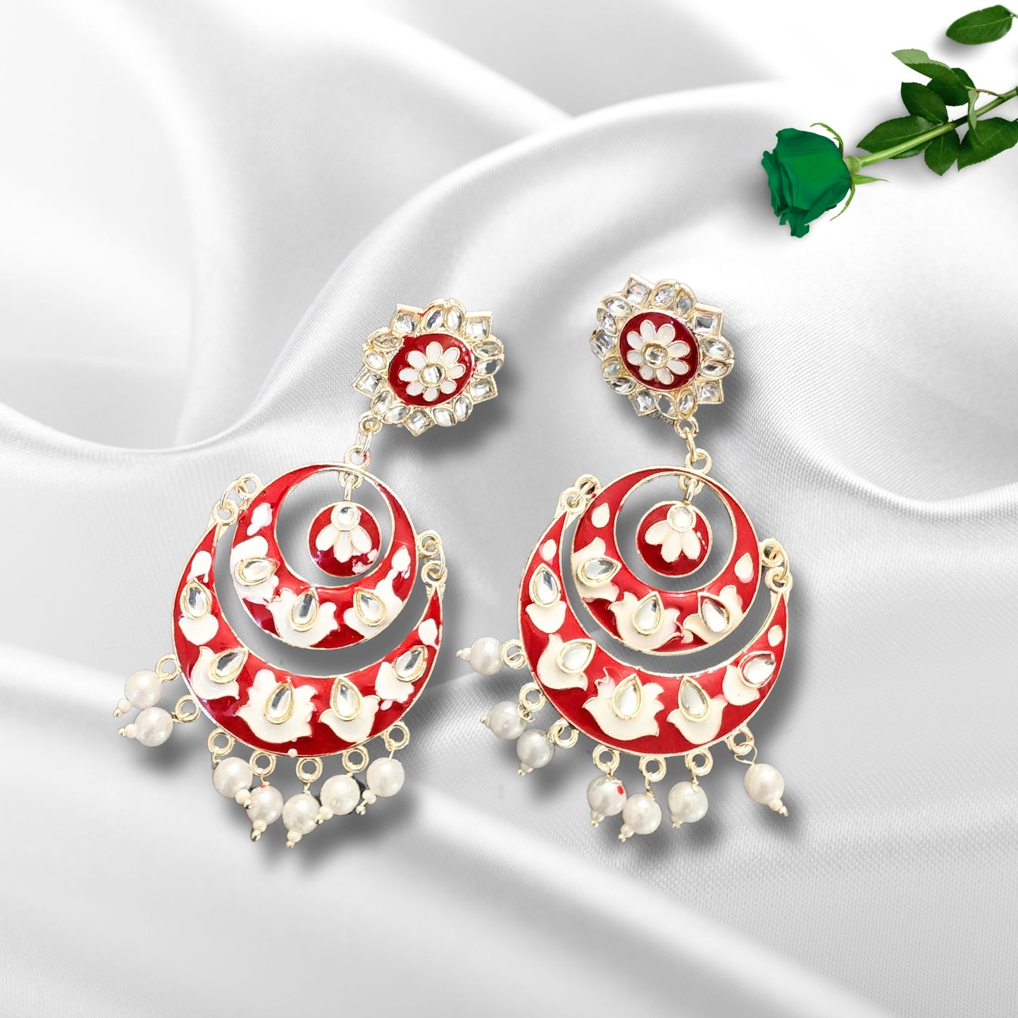 charme earrings