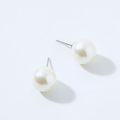 Pearl Studs