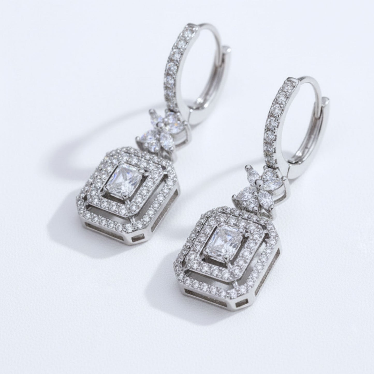 shining love earrings
