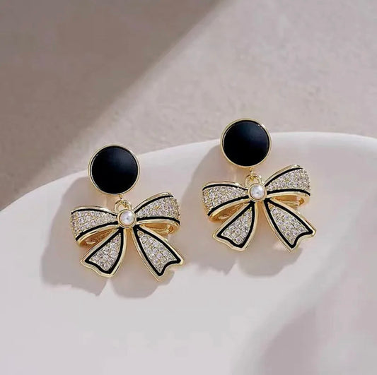 Blacknot Earrings