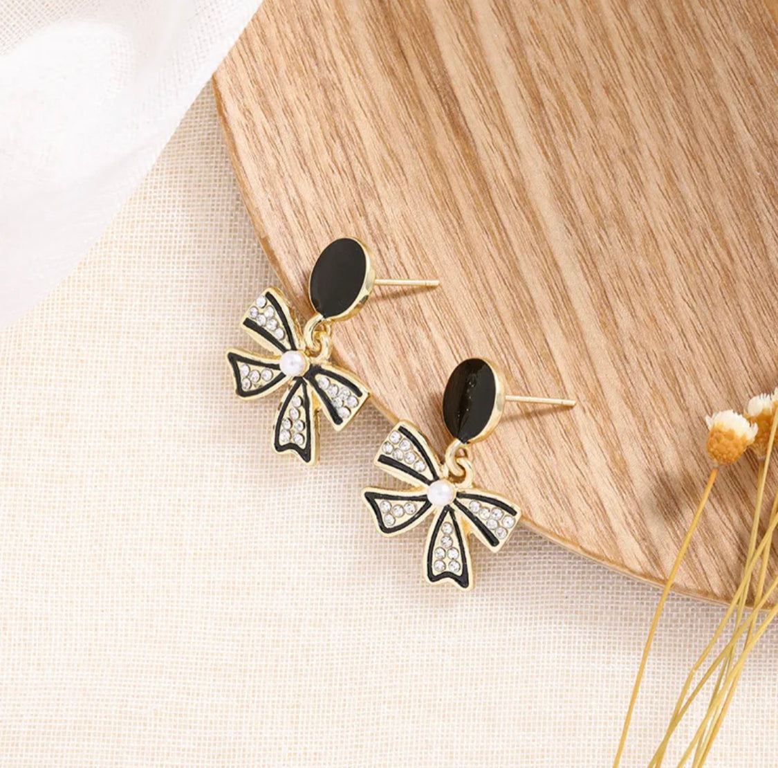 blacknot earrings