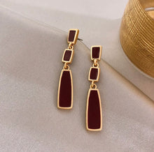 Load image into Gallery viewer, Classy Red Earrings
