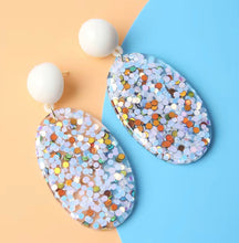 Load image into Gallery viewer, Shimmery Earrings
